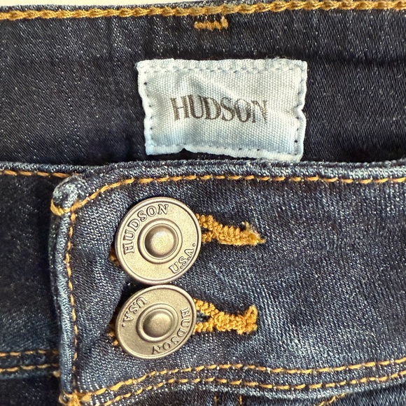 Hudson Croxley Mid Thigh Short Size 28 - Picture 2 of 9